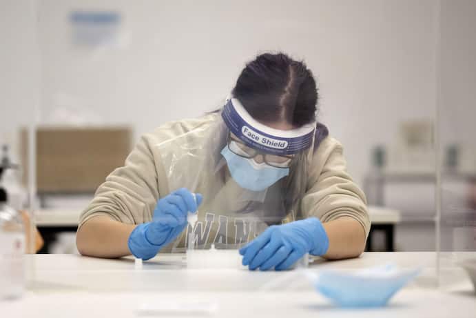 Nguy cơ từ biến thể SARS-CoV-2 tại Nam Phi